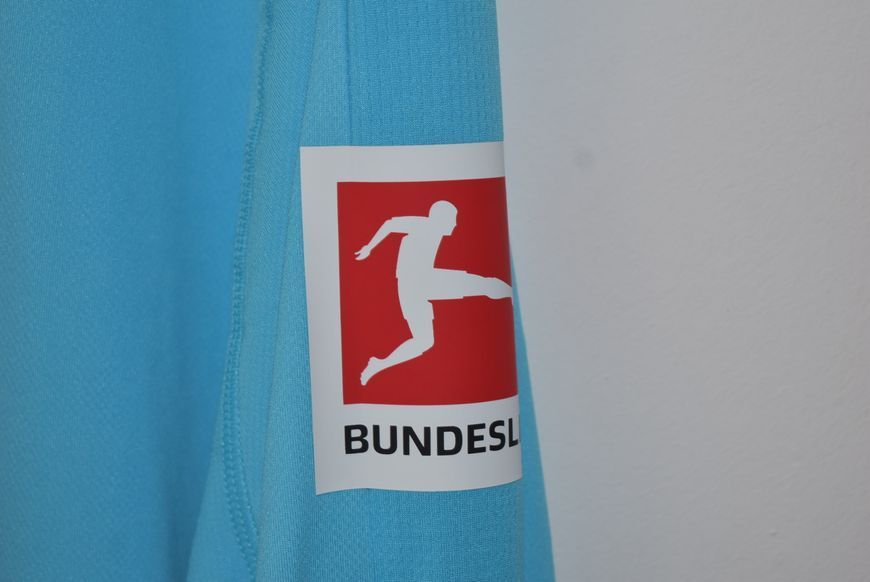 Borussia M&ouml;nchengladbach 2018-2019 goalkeeper shirt with long sleeves in size XXL with Yan Sommer on the back 5059 PHOTO