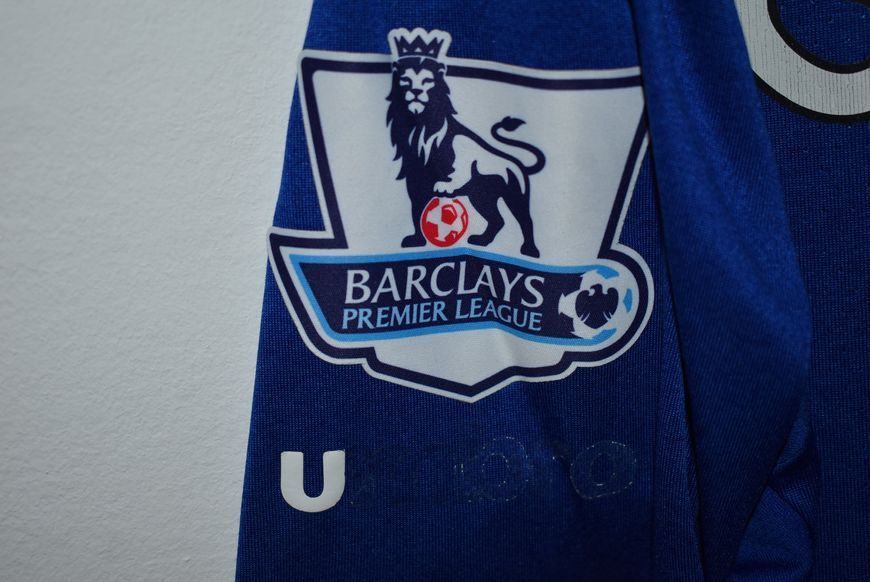 Everton 2015-2016 home Umbro long sleeve shirt in size S with Gerard Deulofeu on the back 4691 PHOTO