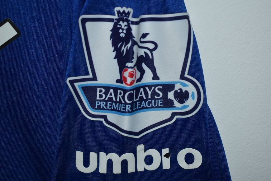 Everton 2015-2016 home Umbro long sleeve shirt in size S with Gerard Deulofeu on the back 4691 PHOTO