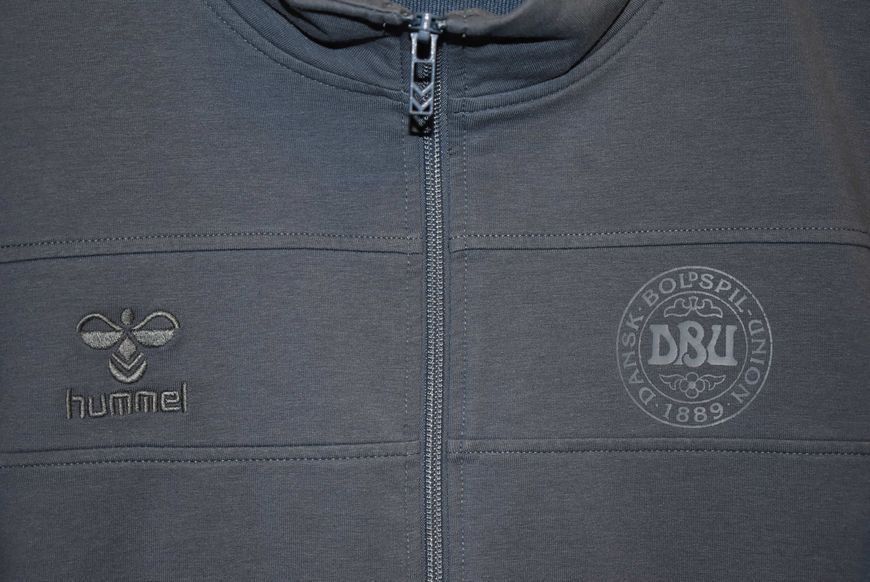 Denmark 2018-2019 training top Hummel size L