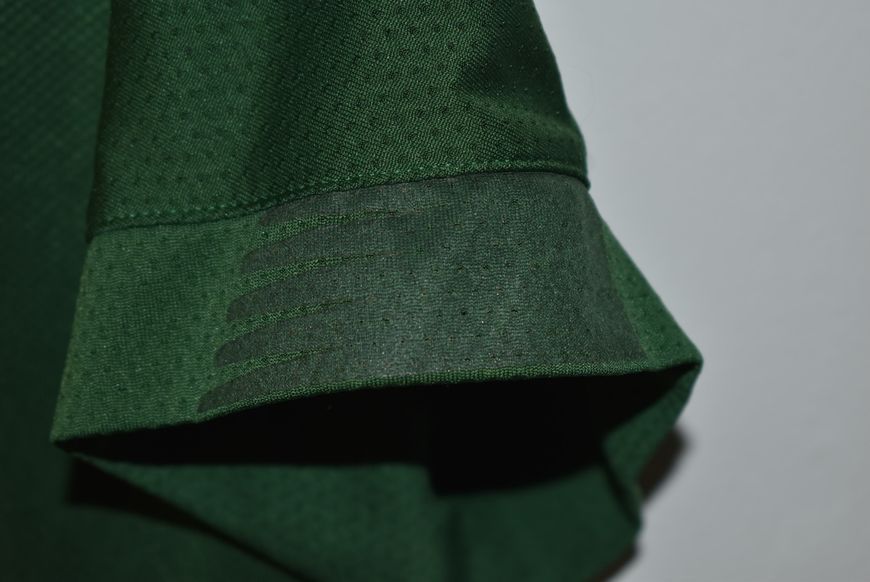 Ireland 2020-2021 home New Balance shirt in size M with Troy Parrott on the back 4776 PHOTO