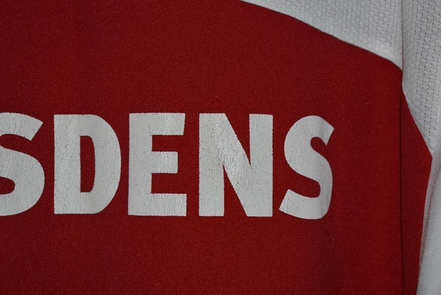 Middlesbrough 2013-2014 home shirt Adidas in size L with Jonathan Woodgate on the back 4870 PHOTO