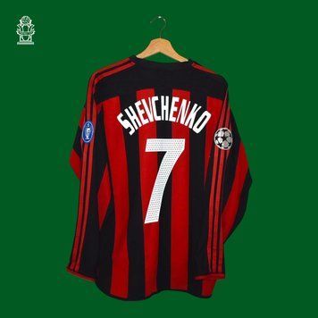 AC Milan 2003-2004 hjemmeretrotr&oslash;je med lange &aelig;rmer Adidas st&oslash;rrelse L med Andriy Shevchenko p&aring; ryggen 3989 FOTO