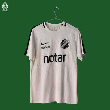AIK Fotball 2019 training shirt Nike in size M 4875 PHOTO