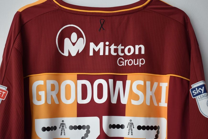 Bradford City 2017-2018 domowa koszulka Avec w rozmiarze XXL z Joel Grodowski na plecach 4832 ZDJECIE