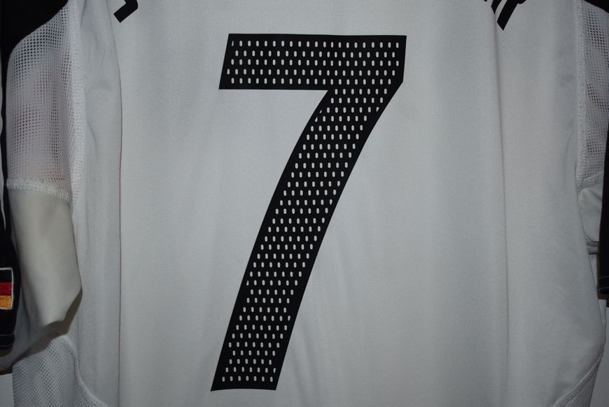 Niemcy EURO 2004 domowa koszulka retro Adidas w rozmiarze L z Bastian Schweinsteiger na plecach 4535 ZDJECIE