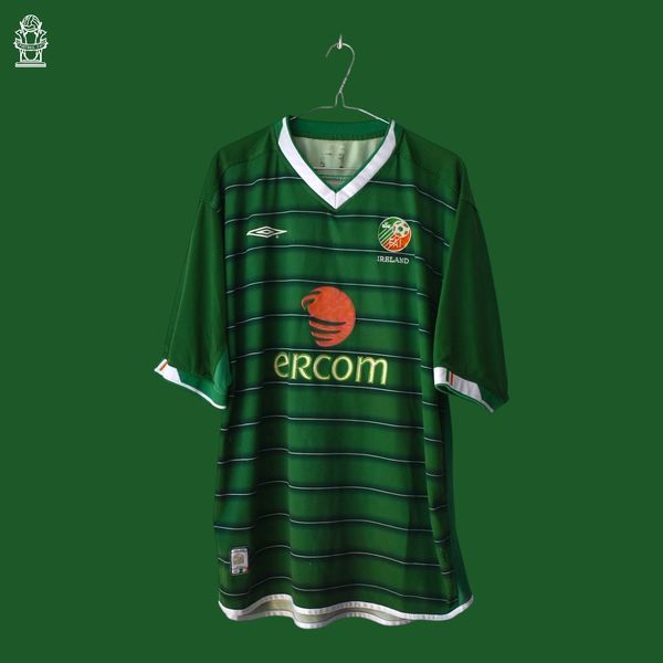Ireland World Cup 2002 home shirt Umbro in size XL with Roy Keane on the back 4878 PHOTO