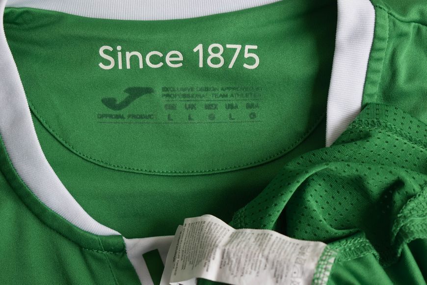 Hibernian 2024-2025 hjemmebanetr&oslash;je Joma i st&oslash;rrelse L med Mykola Kukharevych p&aring; ryggen 4834 FOTO