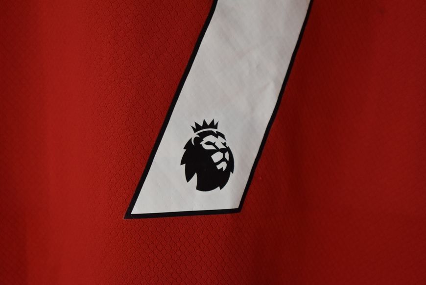 Liverpool 2023-2024 home shirt Nike size M with Luis Diaz 4885 PHOTO