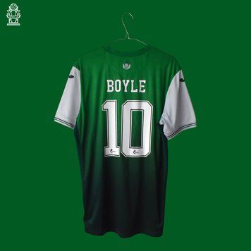 Hibernian 2021-2022 hjemmebanetr&oslash;je Joma i st&oslash;rrelse L med Martin Boyle p&aring; ryggen 4836 FOTO