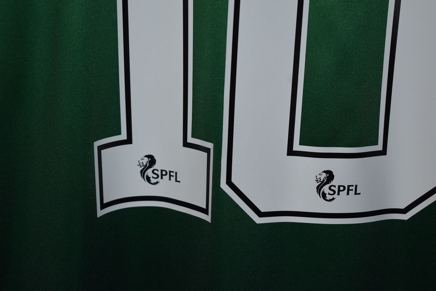 Hibernian 2021-2022 domowa koszulka Joma w rozmiarze L z Martin Boyle na plecach 4836 ZDJECIE