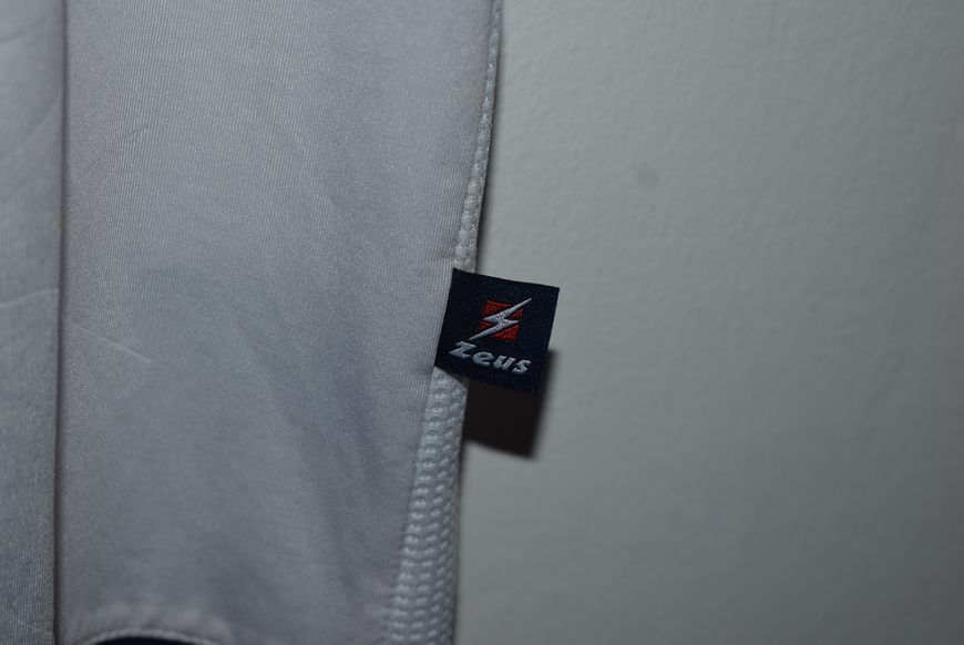 Crotone 2016-2017 wyjazdowa koszulka Zeus w rozmiarze L 4594 ZDJECIE