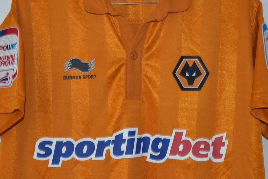 Wolverhampton Wanderers 2012-2013 Burrda hjemmebanetr&oslash;je i st&oslash;rrelse L med Sławomir Peszko p&aring; ryggen 5077 FOTO