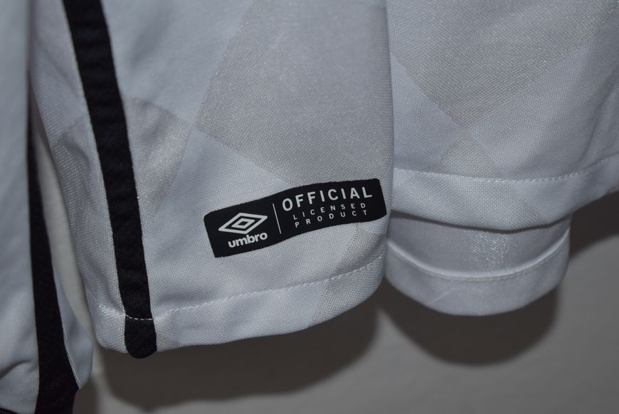 Derby County 2015-2016 Umbro home shirt with long sleeves in size XXL with Darren Bent on the back 5078 PHOTO