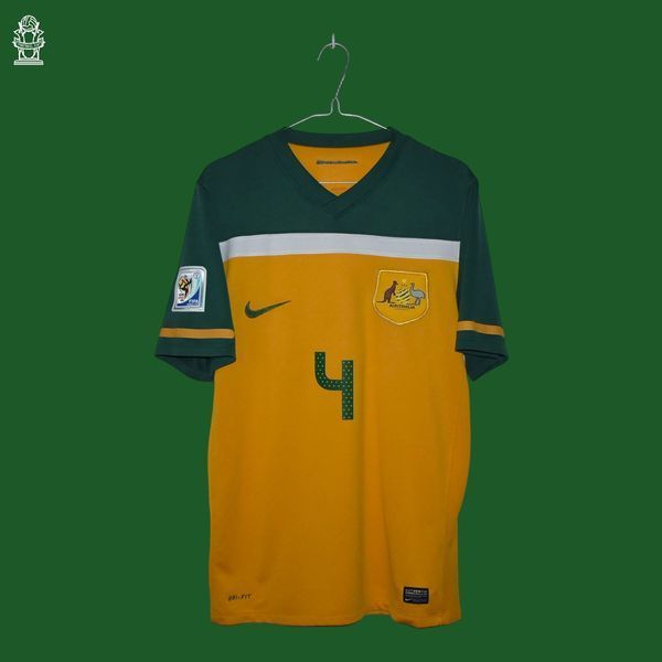 Australien VM 2010 hjemmebanetr&oslash;je Nike i st&oslash;rrelse M med Tim Cahill p&aring; ryggen 4982 FOTO