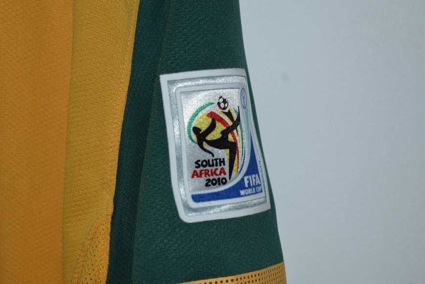 Australien VM 2010 hjemmebanetr&oslash;je Nike i st&oslash;rrelse M med Tim Cahill p&aring; ryggen 4982 FOTO