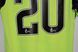 Celtic 2018-2019 tredje tr&oslash;je New Balance i st&oslash;rrelse S med Maryan Shved p&aring; ryggen 5131 FOTO 3