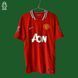 Manchester United 2011-2012 home Nike shirt in size M with Michael Carrick on the back 4745 PHOTO 2