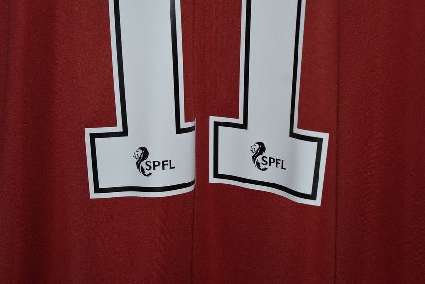 Aberdeen 2023-2024 home Adidas shirt in size XL with Lu&iacute;s Henrique Barros Lopes (Duk) on the back 4795 PHOTO